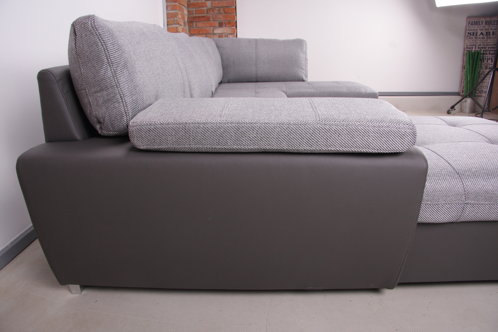 22 37 tokio maxi ucko sedaci souprava 26  