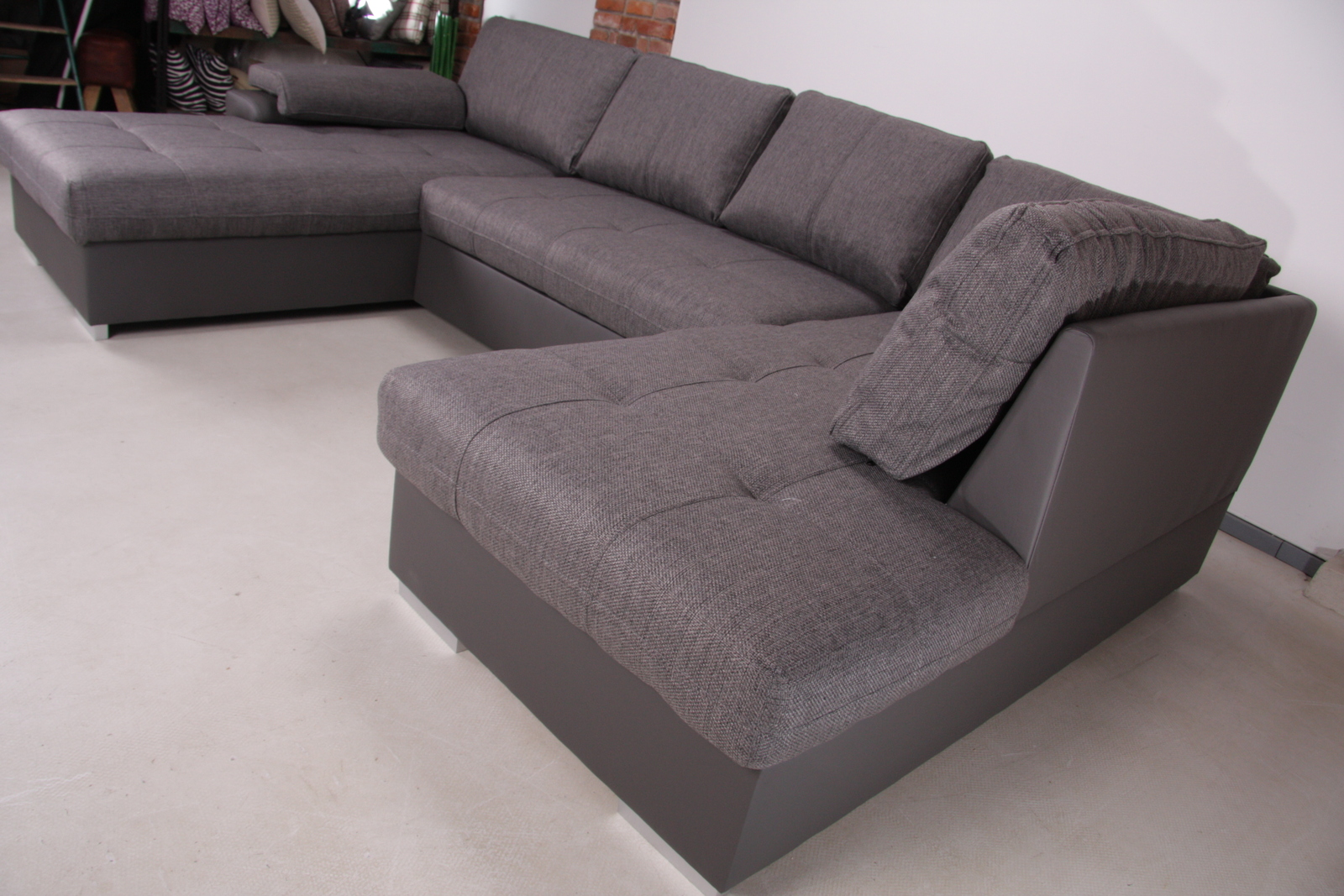 13 39  tokio maxi ucko sedaci souprava  8  