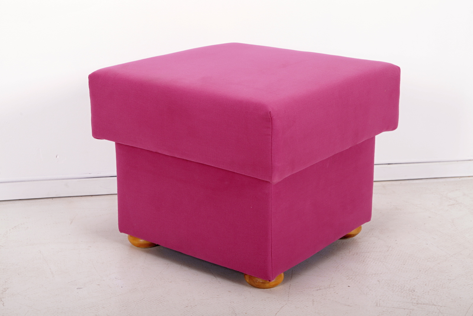 31 58 taburet pink bobik hocker ruzovy pink mg 3207
