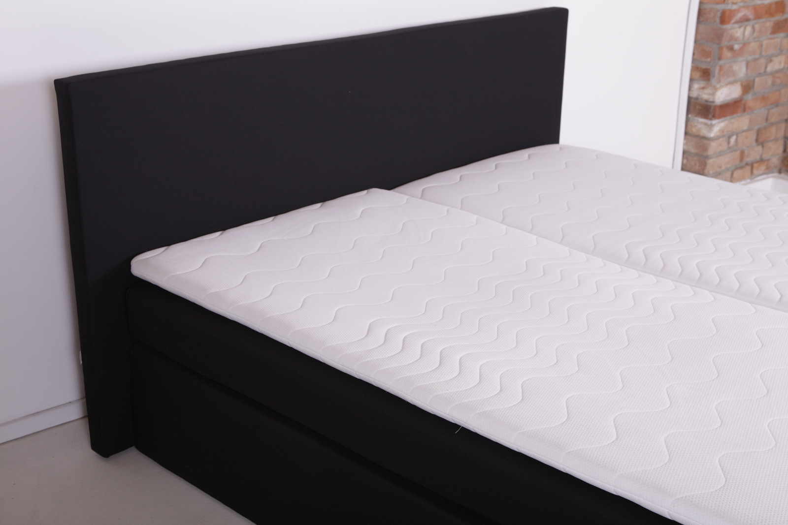 23 59 boxspring 180 200 postel www.abcnabytek.cz zbyn%c4%9bk duspiva  mg 8819