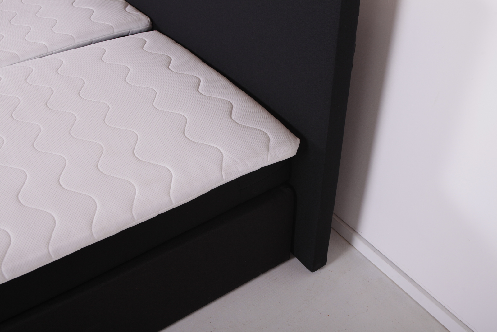 23 59 boxspring 180 200 postel www.abcnabytek.cz zbyn%c4%9bk duspiva  mg 8825