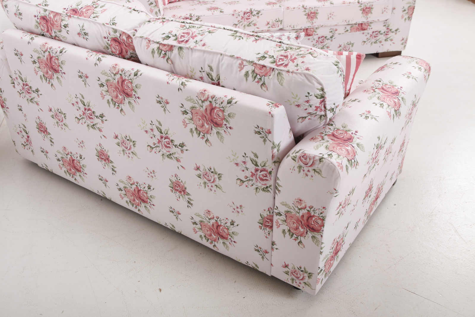 23 63 elisse rose rosen romantick romanticke kvetinove  abcnabytek.cz   21 63 elisse rose rosen romantick romanticke kvetinove  abcnabytek.cz    mg 4488