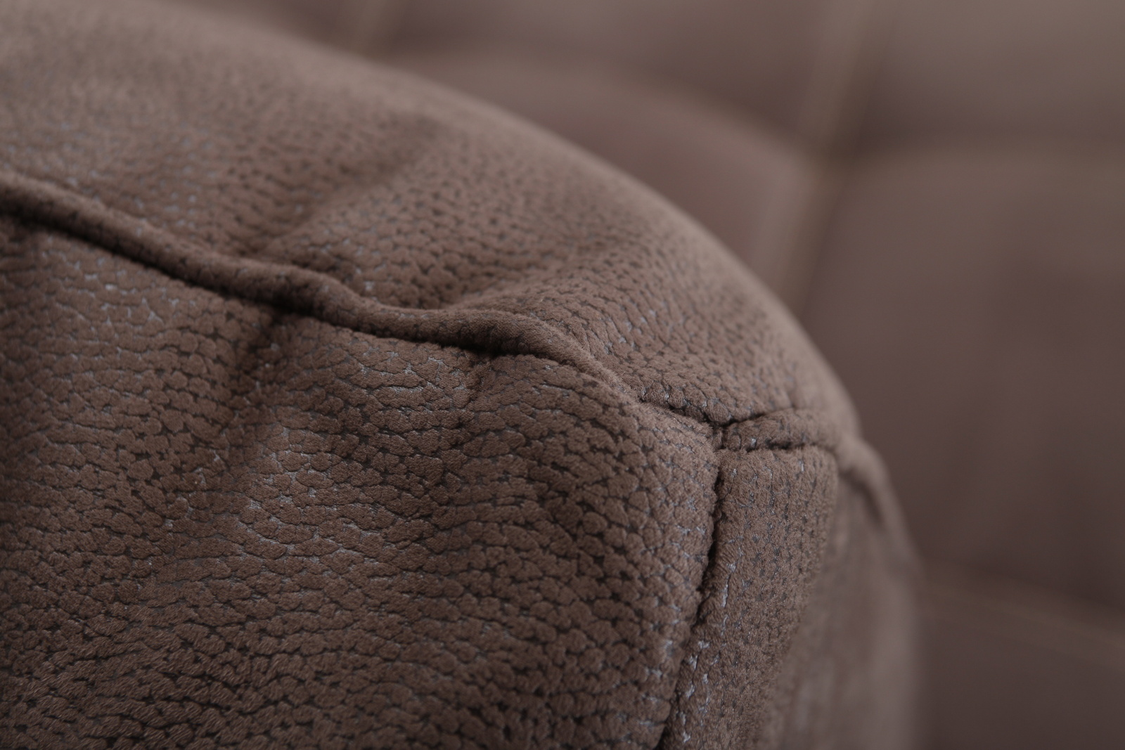  12 70 arles rozkladaci  prakticka moderni na spani sedaci souprava  mg 9924