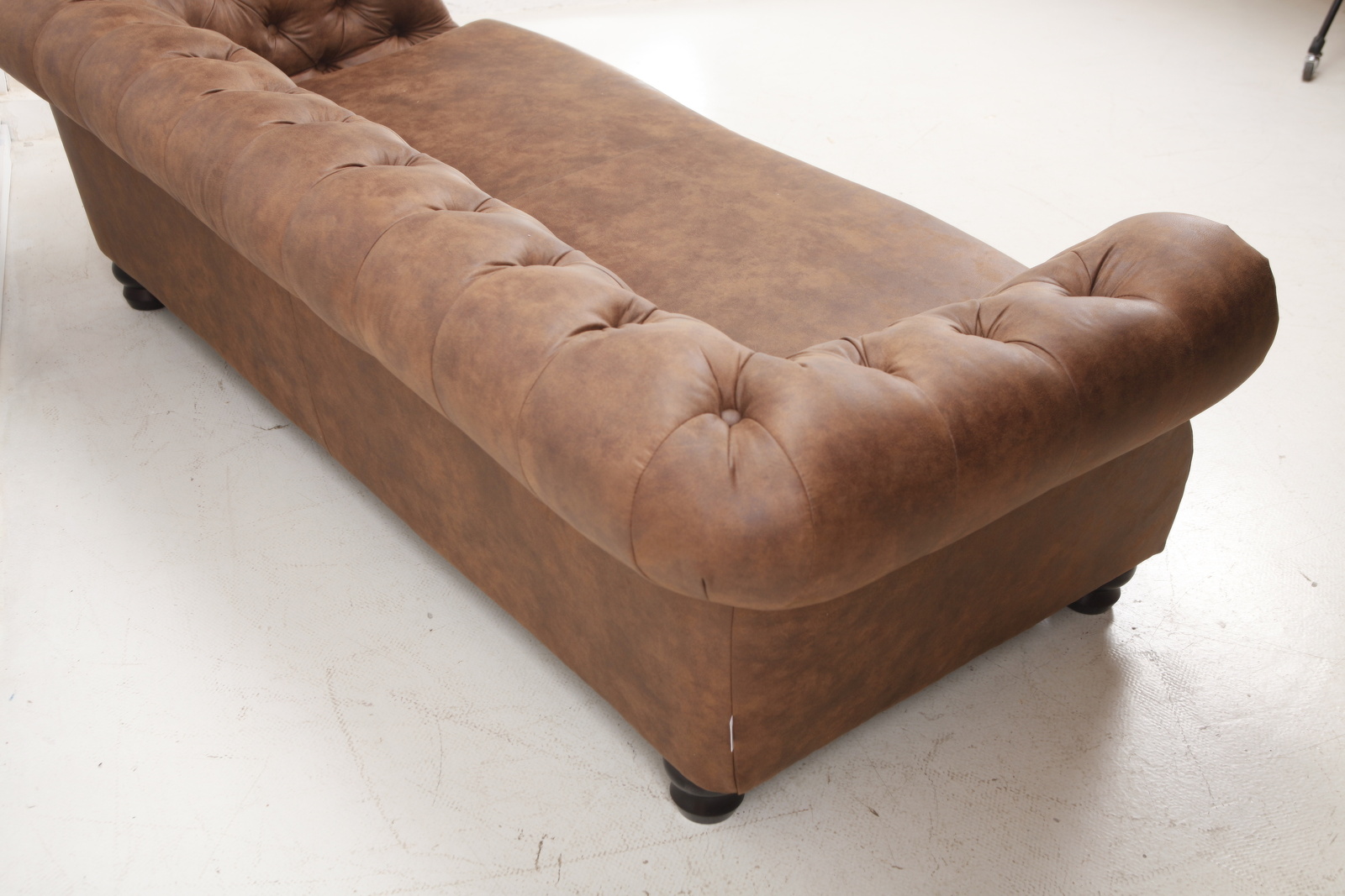 G719 giant chesterfield  landscape megasofa big sofa  mg 0017