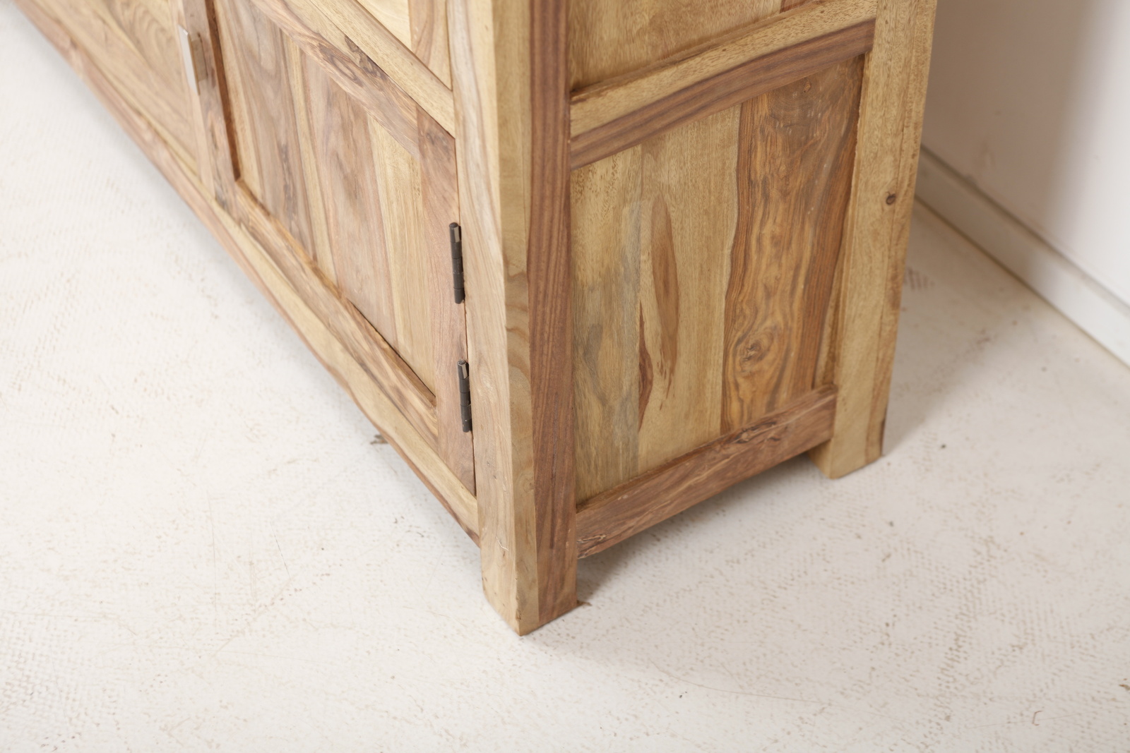 G sheesham komoda  mg 0118