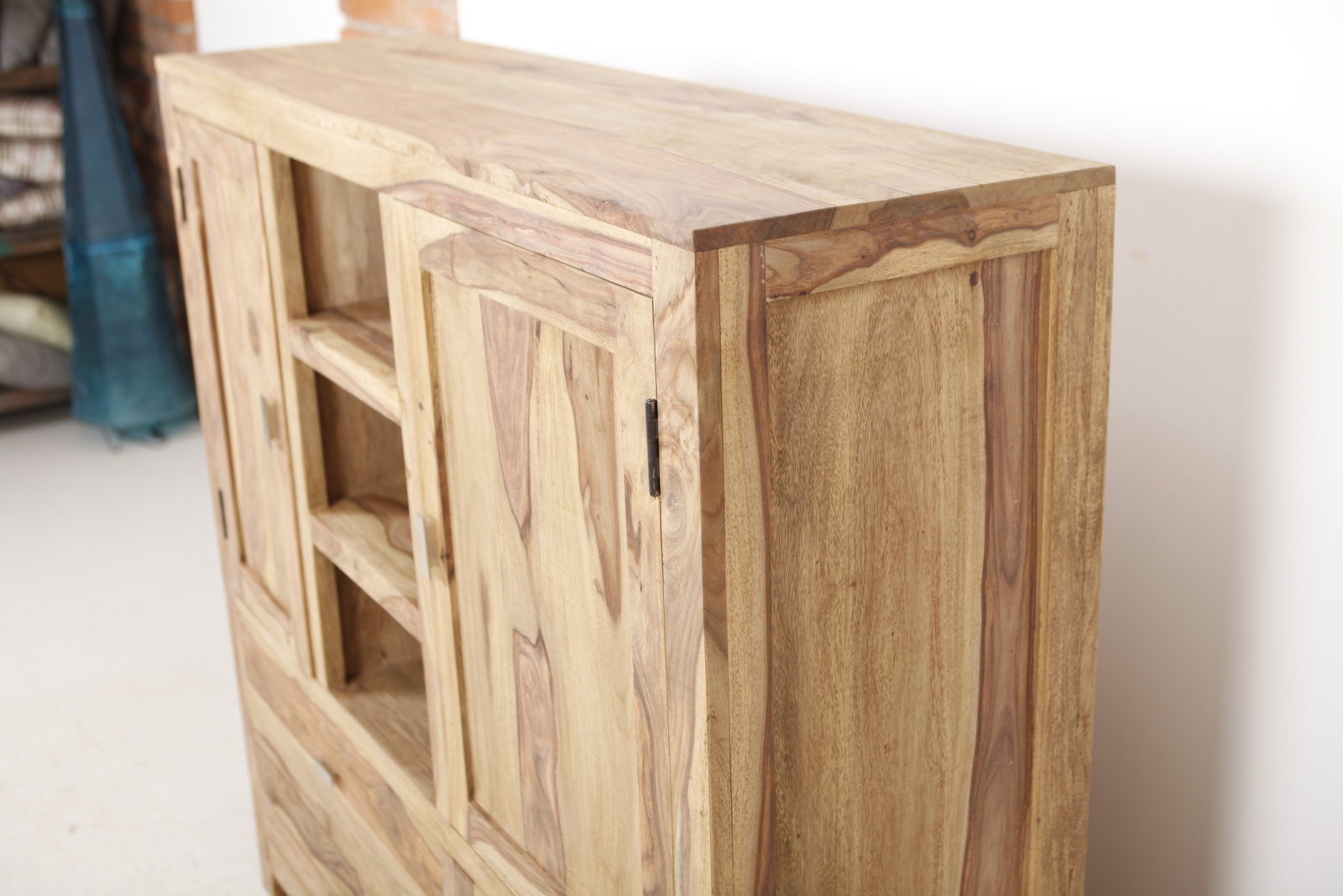 G sheesham komoda  mg 0119