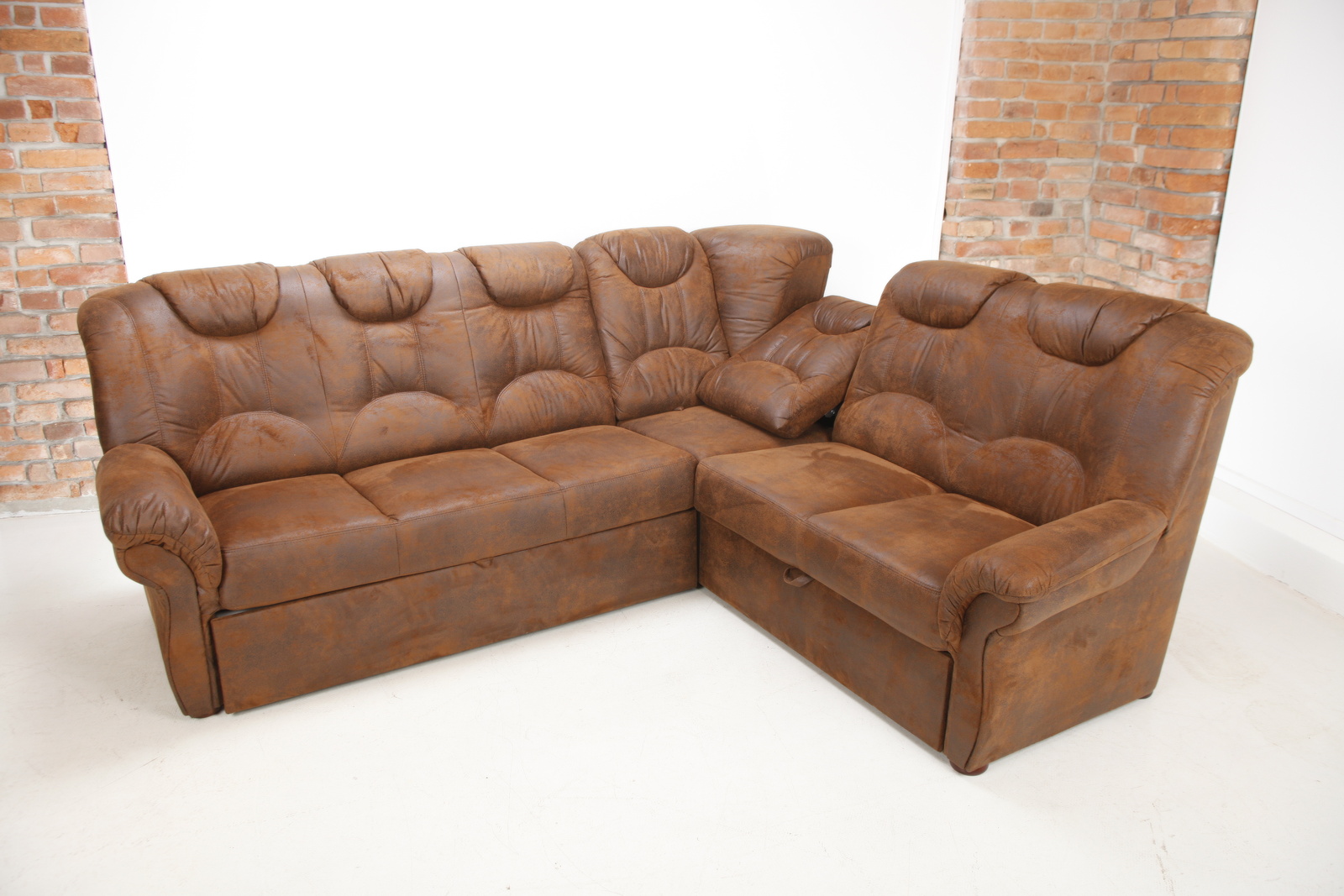 3 73 linus melrose  luxusni rohova sedacka  mg 1077