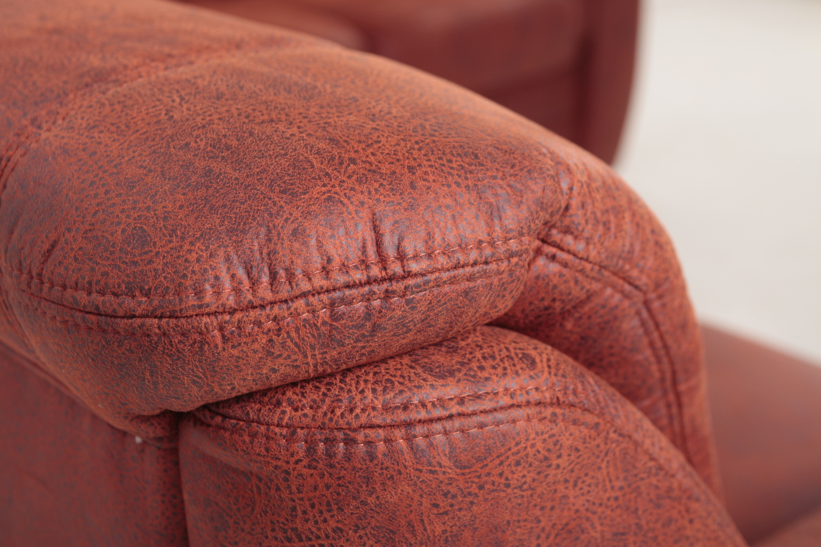 2 79 merlin klasicka luxusni sedaci souprava  mg 4943