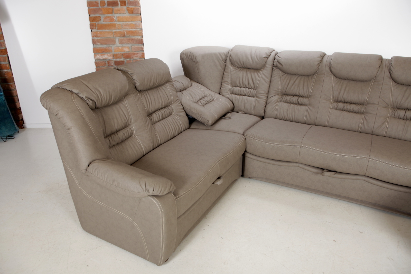 15 79 elvis luxusni kozena  sedaci souprava  mg 5344 