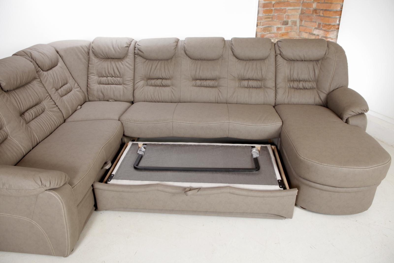 15 79 elvis luxusni kozena  sedaci souprava  mg 5348 