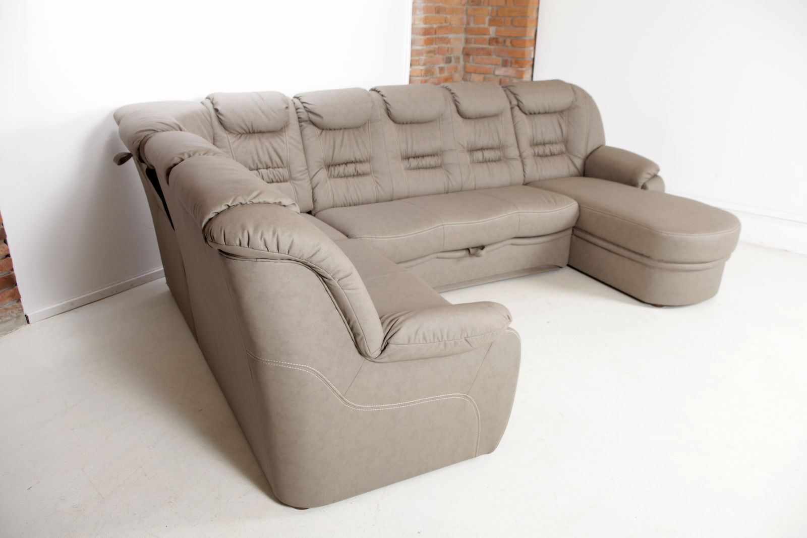 15 79 elvis luxusni kozena  sedaci souprava  mg 5353 