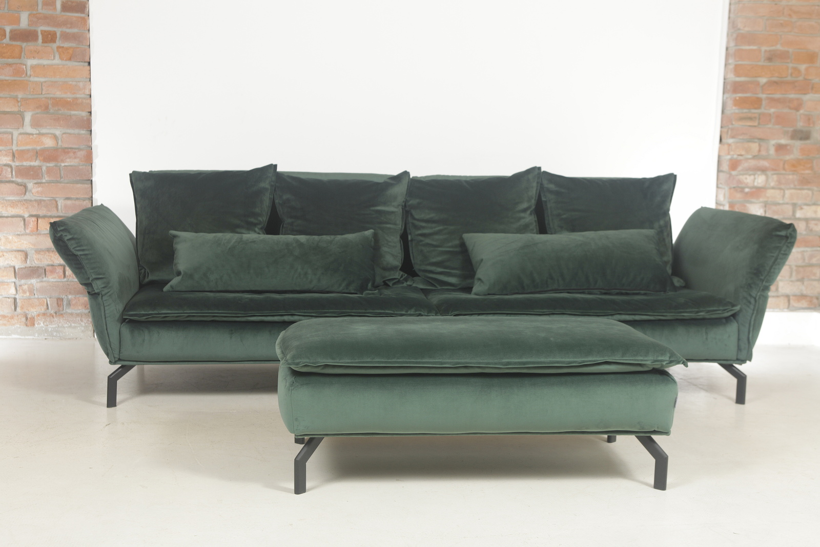 849 astoria grun zelena xxllutz mega pohovka sofa big  nemecka vyroba usak gutmann factory   mg 9105