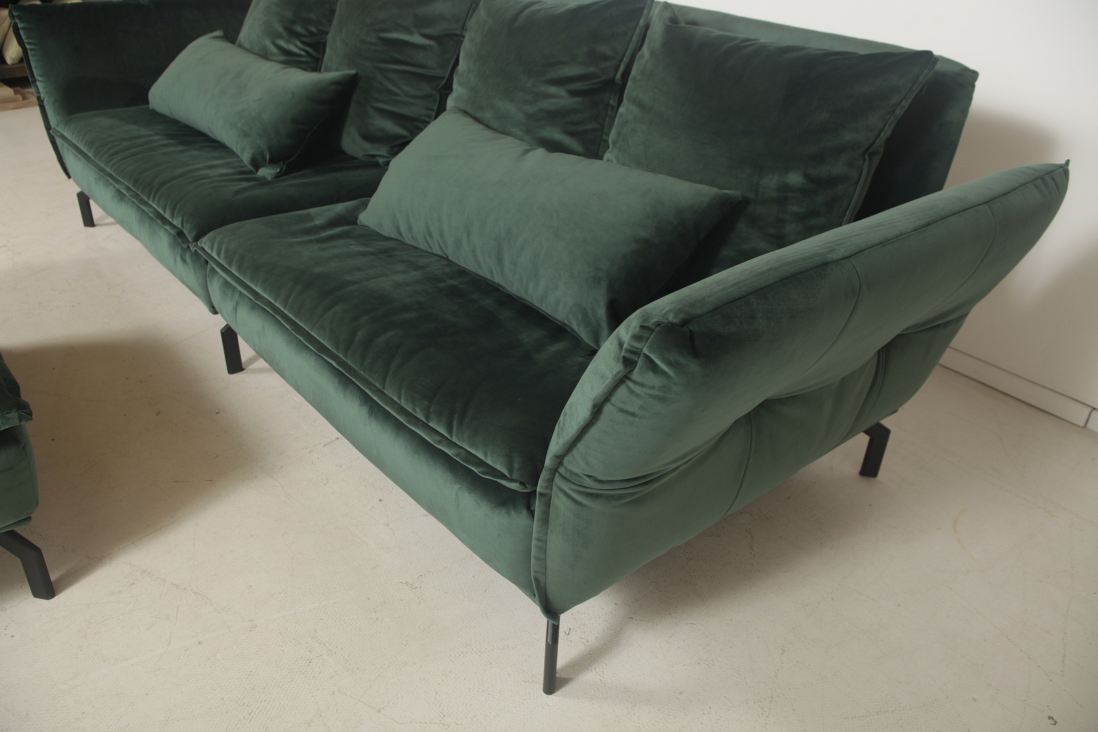 849 astoria grun zelena xxllutz mega pohovka sofa big  nemecka vyroba usak gutmann factory   mg 9114