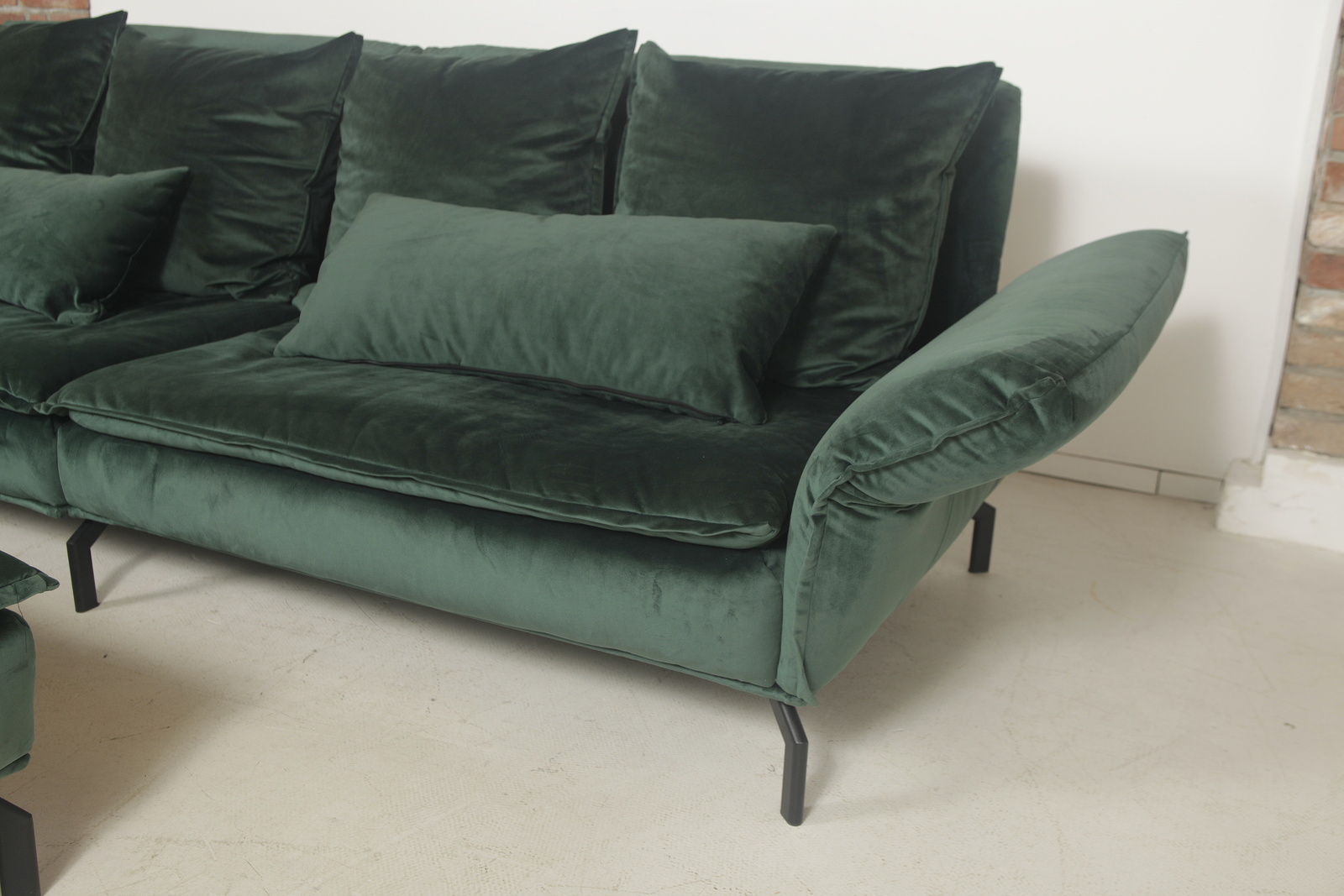 849 astoria grun zelena xxllutz mega pohovka sofa big  nemecka vyroba usak gutmann factory   mg 9115