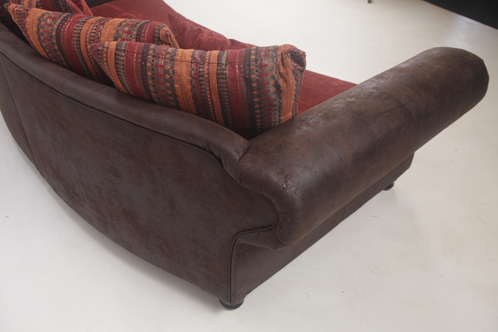 G858 chalet  pohovka sofa kvalitni kozena  gutmann factory   mg 9826