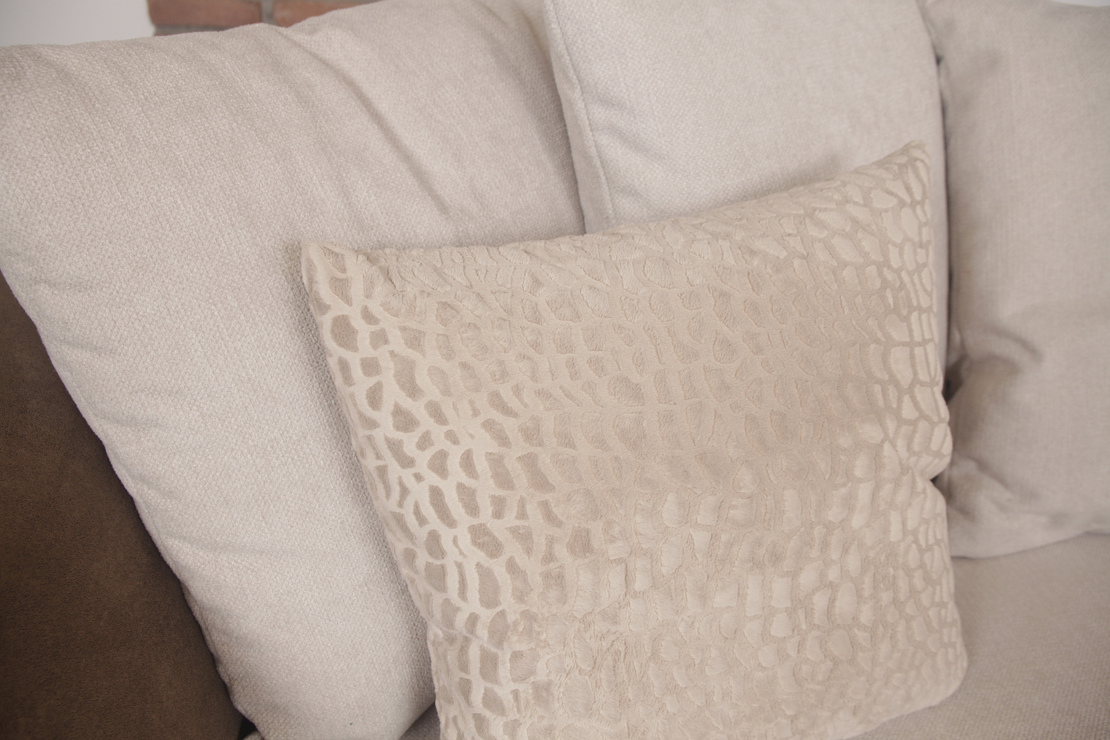G859 chalet  pohovka sofa kvalitni kozena  gutmann factory   mg 9863