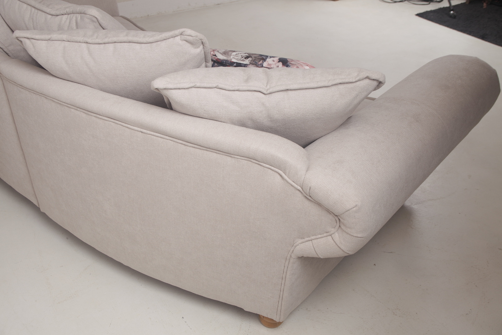 G861 vivero chalet mega   pohovka sofa kvalitni kozena  gutmann factory   mg 9930