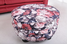 G877 chalet vivero sofa chesterfield gutmann factory abcnabytek.cz  img 1620