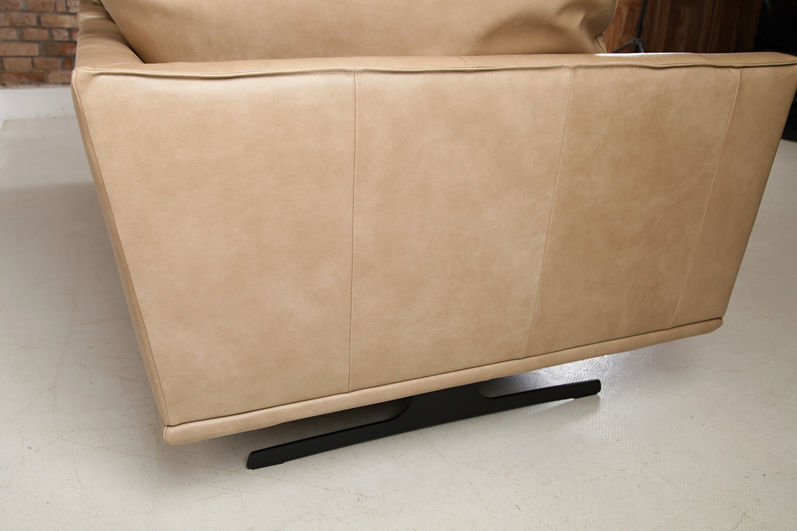G962 sahara luxusni ko%c5%been%c3%a1 pohovka gutmann factoryplaces of style big sofa one  mit modernen kufenf%c3%bc%c3%9fen naturoo bigsofa ruona  img 6159