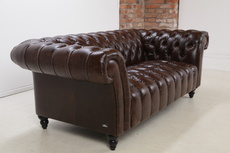G93 canyon kozena sofa chesterfield sedaci souprava  gutmann factory abcnabytek.cz img 9586