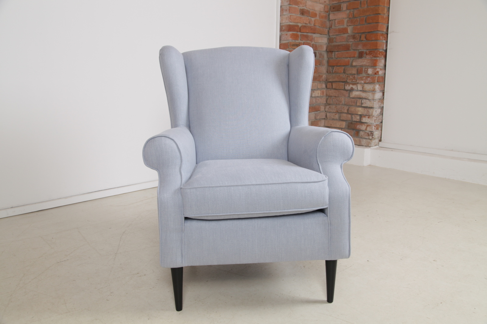 G94 finny designove k%c5%99eslo u%c5%a1%c3%a1k ohrensesse kreslo sessel  gutmann factory abcnabytek.cz img 9606