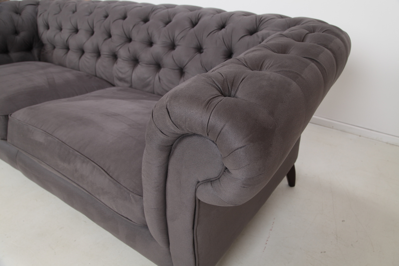 G125 canyon chesterfield pohovka amazonas  gutmann factory abcnabytek.cz 1 img 0125