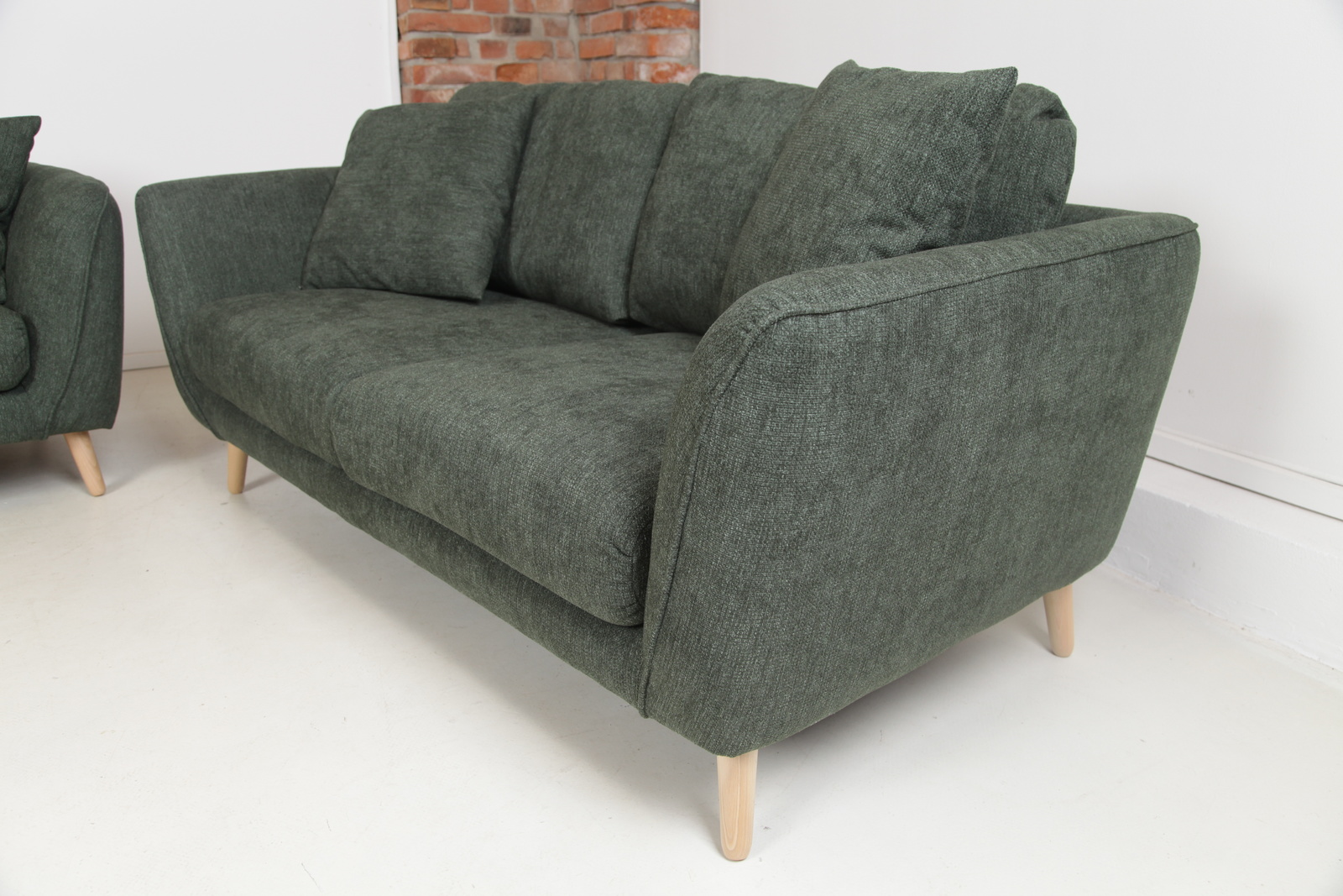 G157 3 2 california modern%c3%ad pohovka california zelena lahvova  design gutmann factory abcnabytek.cz  img 1065
