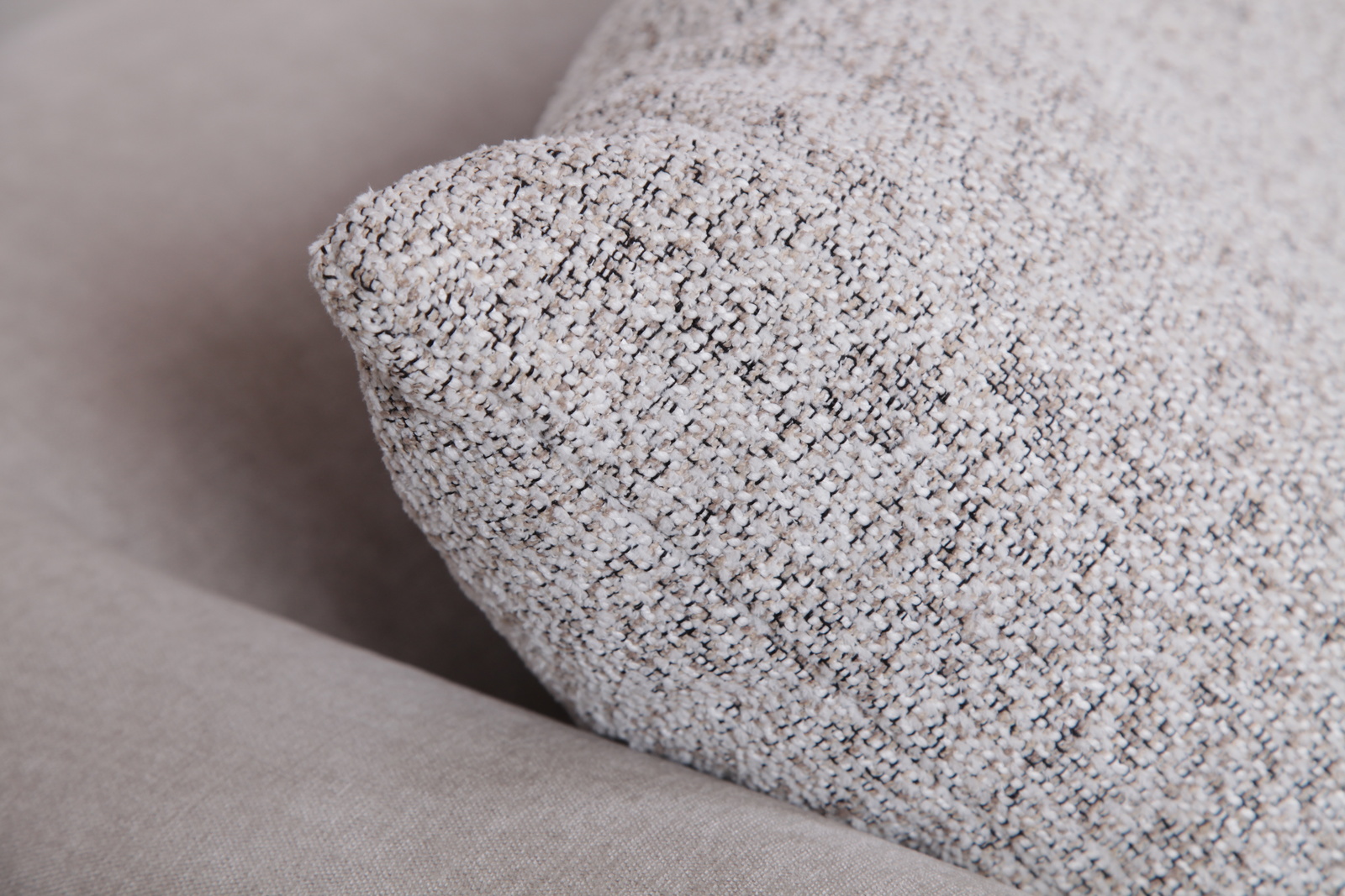 G201 forest moderni hluboka designova sv%c4%9btl%c3%a1  hlubok%c3%a1 karma largo sedac%c3%ad spouprava  gutmann factory abcnabytek.cz img 2194