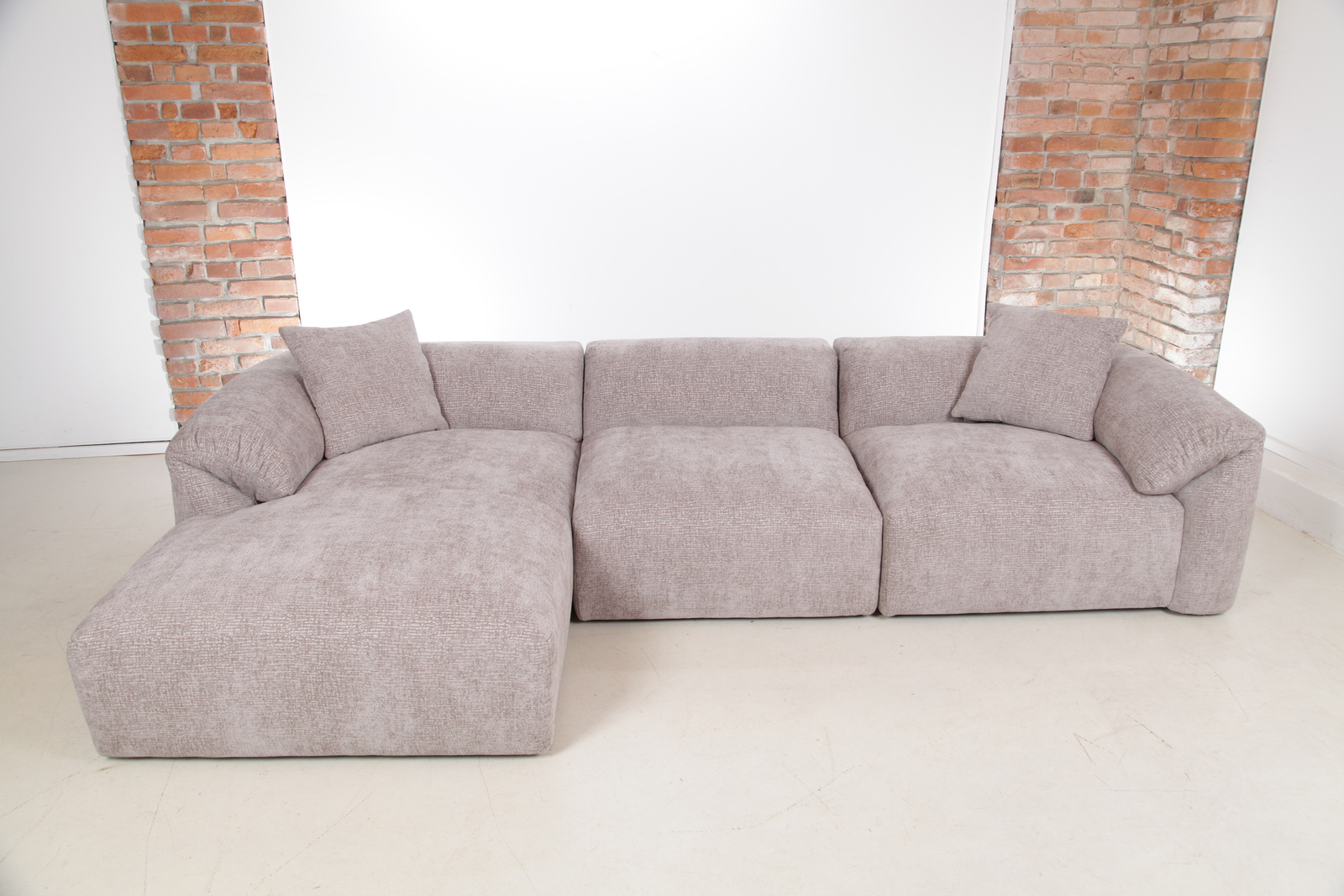 G212 classy mega pohovka sedaci souprava mega sofa big sofa  gutmann factory abcnabytek.cz 1img 2460