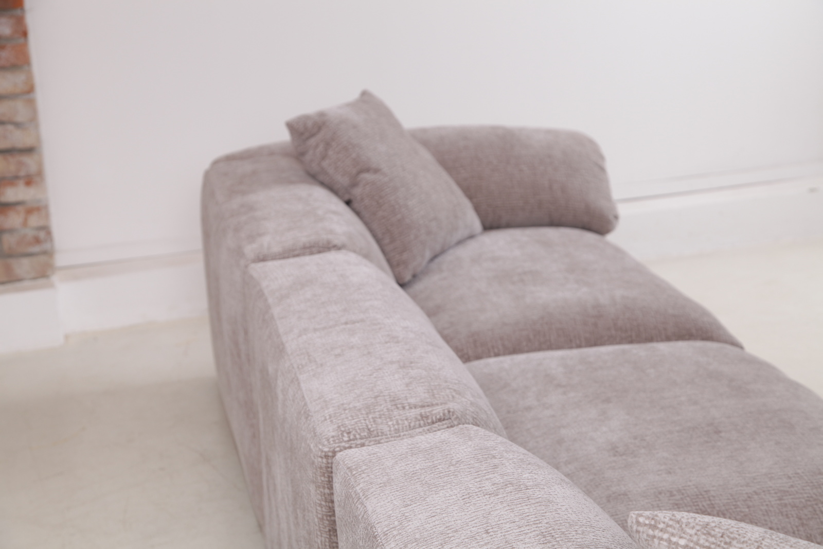 G212 classy mega pohovka sedaci souprava mega sofa big sofa  gutmann factory abcnabytek.cz 1img 2477