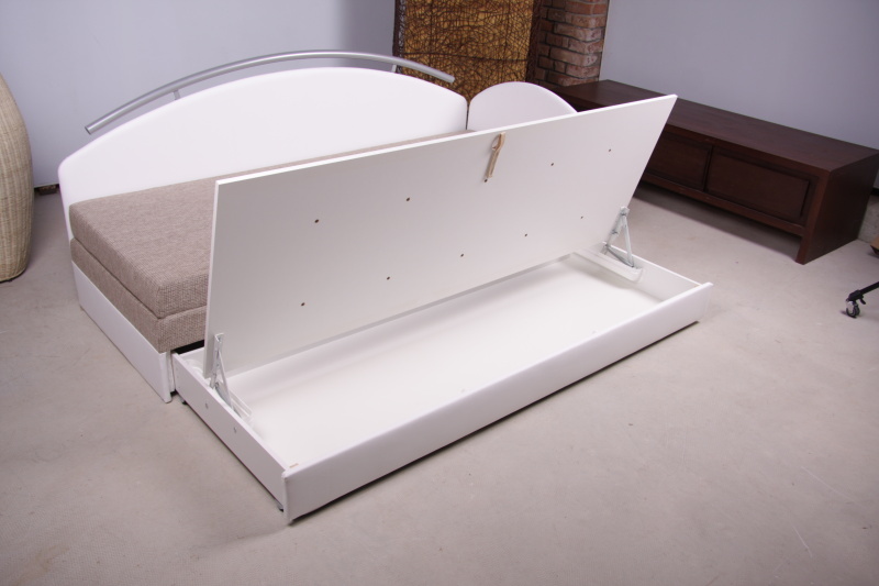 Nero white16